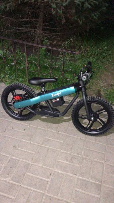 Продам детский электробайк Runfly