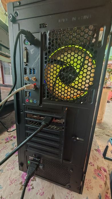 PC Gaming ryzen 5 3400G,3200mhz-16gb, Aorus B550M elite AX,m2 500gb