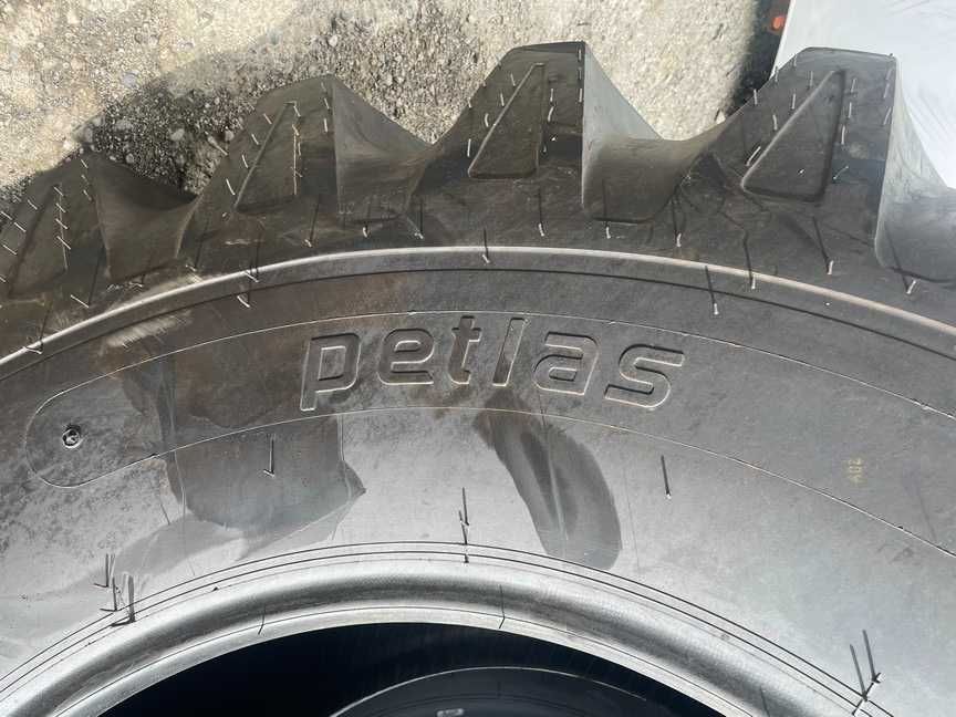 Anvelope noi agriocle pentru combina 12PR garantie Cauicucuri 23.1-30