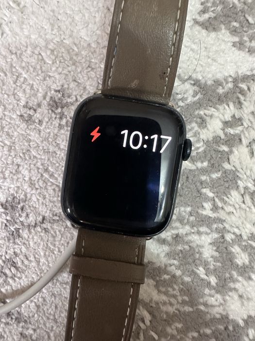 Продам apple watch 7 45mm