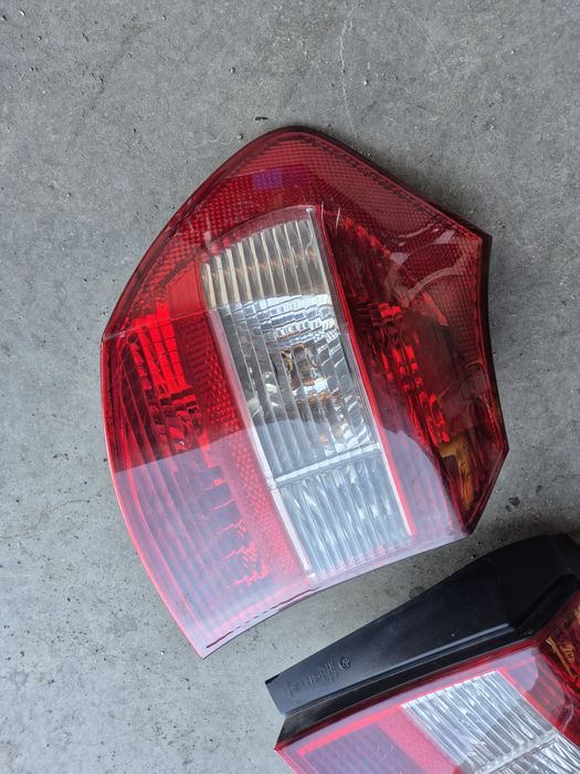 Stopuri bmw seria 1 e87 an 2008 stop dreapta bmw e87 an 2007 stop stanga bmw e87 an 2009