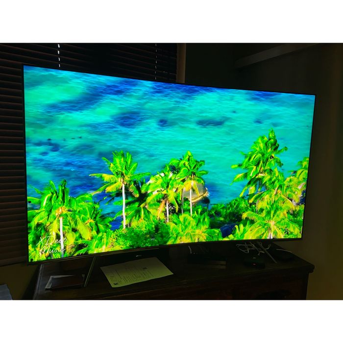 Телевизор 65 инча Samsung