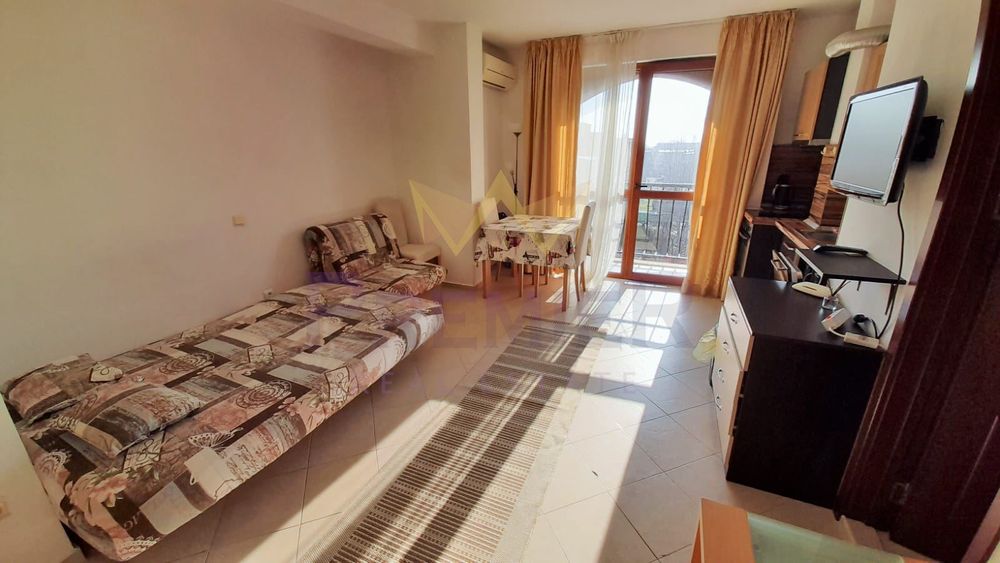 Продава се Едностаен апартамент в к.к. Слънчев бряг - 34 кв.м за 975 €/кв.м - Снимка #2