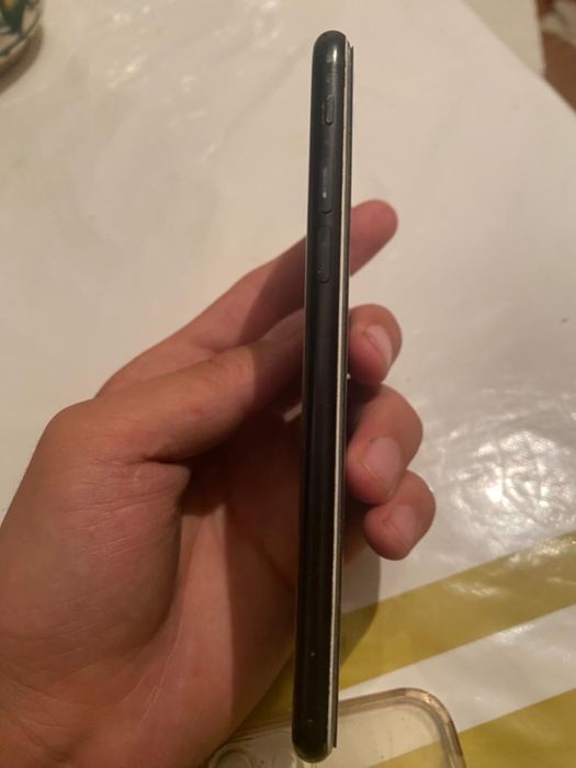 iPhone SE 2020 обмен