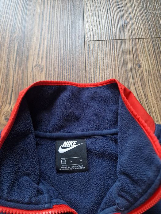 Страхотен мъжки суитчър NIKE ,винтидж модел ,  размер М