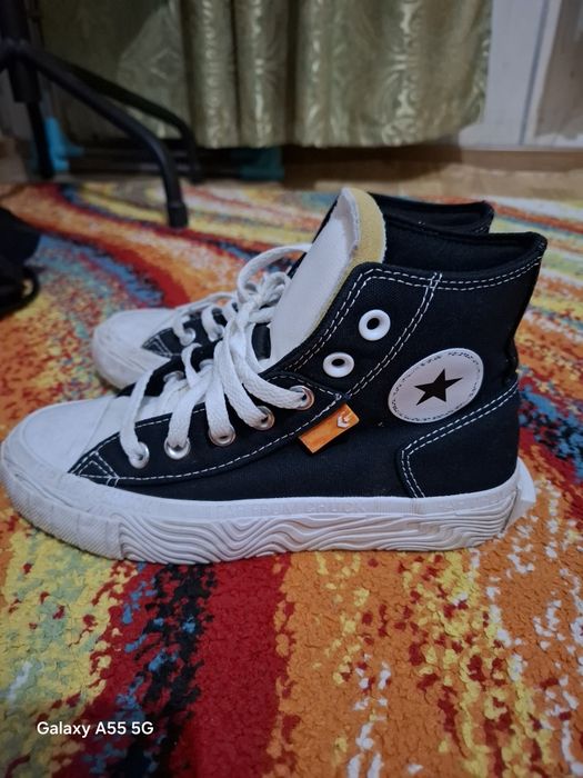 Taylar Alt Star High