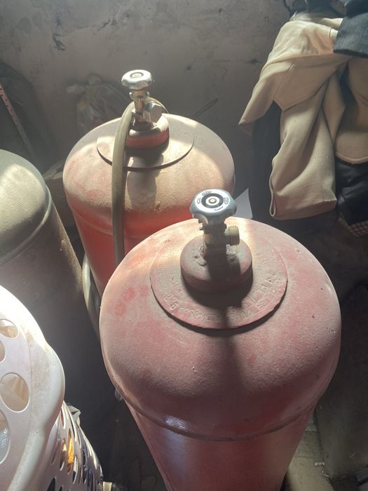 Продается газовый балон 5 шт