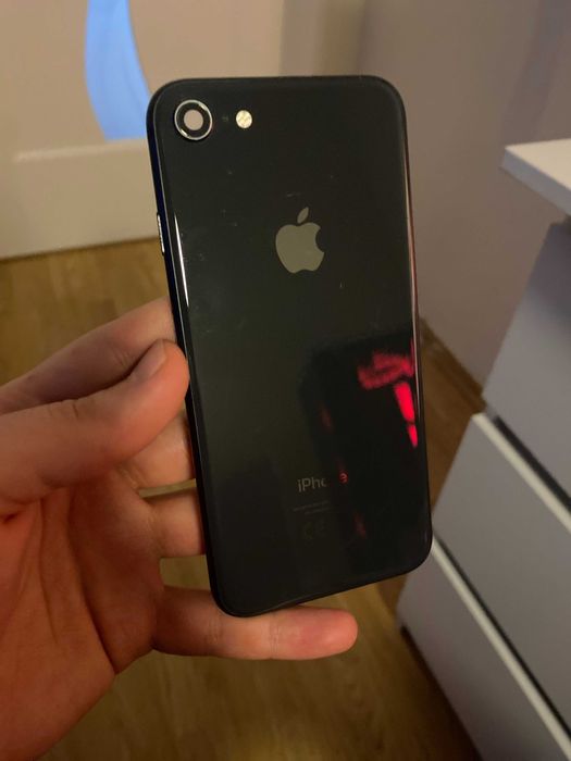 carcasa /capac baterie /piese -spate original iPhone 8
