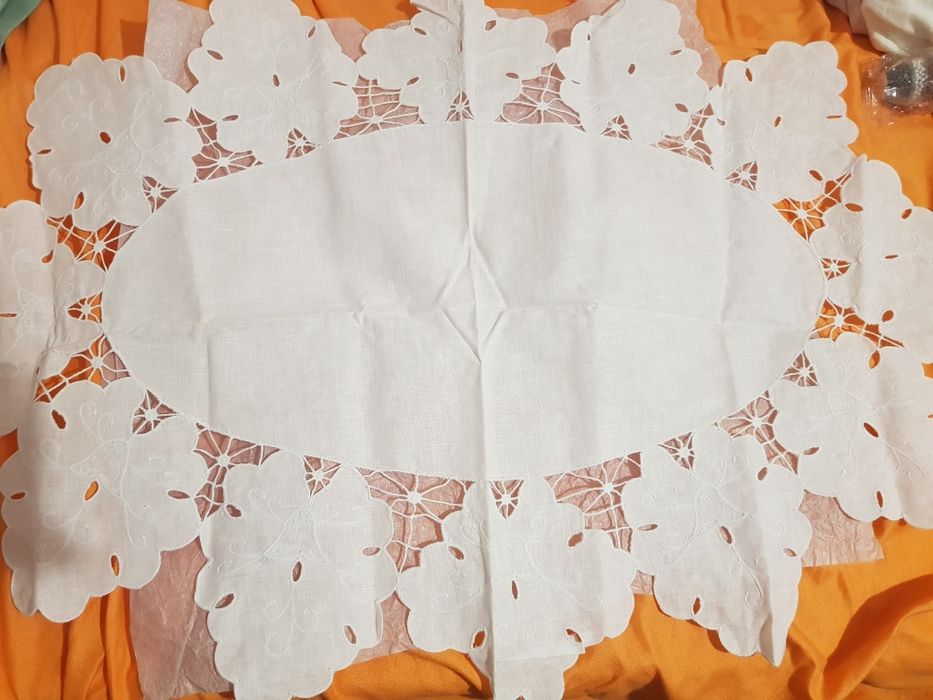 Pantaloni dama cu paiete