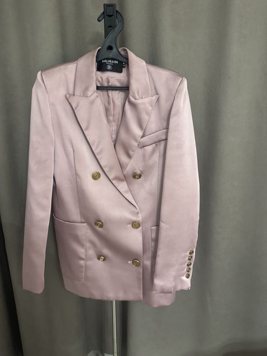 Стильный двубортный пиджак