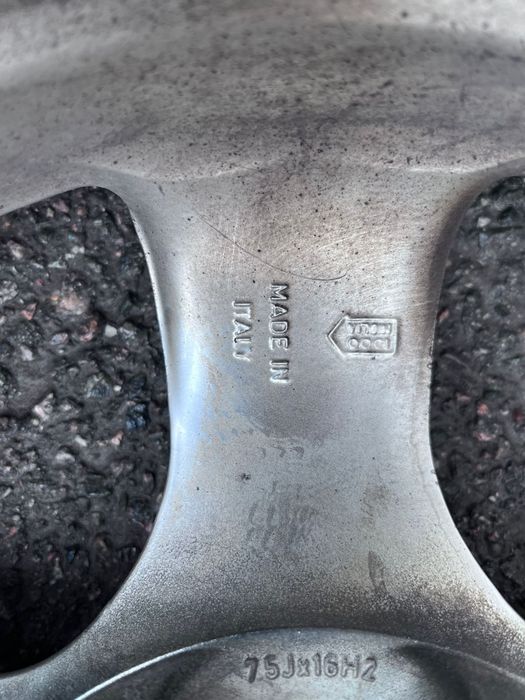 Продам литые диски R16 (4 шт.)