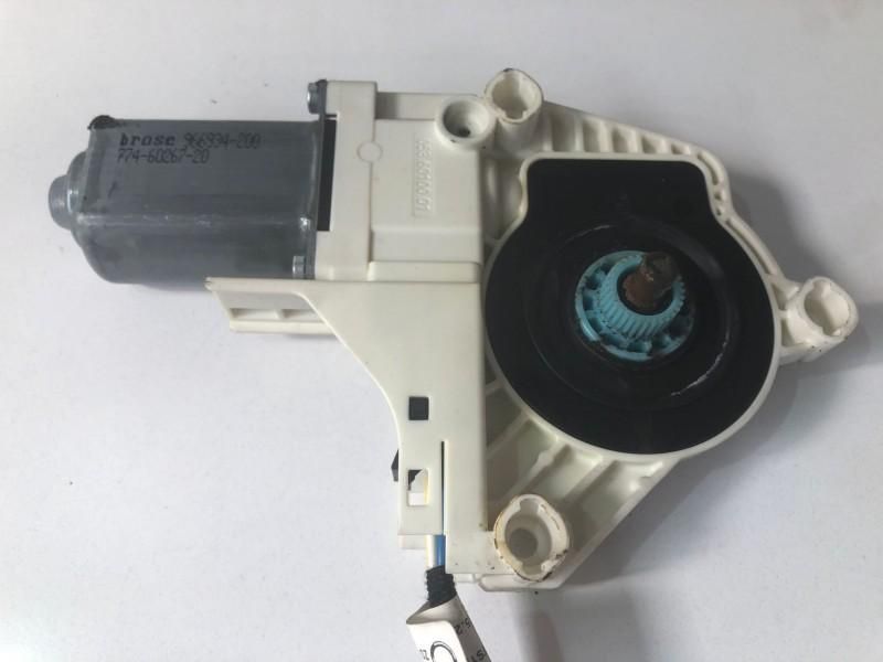Motoras macara geam dreapta fata 8k0959802a Audi A4 B8/8K [2007 - 201