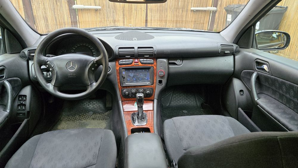 Vand mercedes C classe ,automat