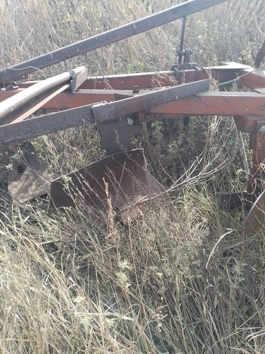 Продам 4-х корпусный плуг