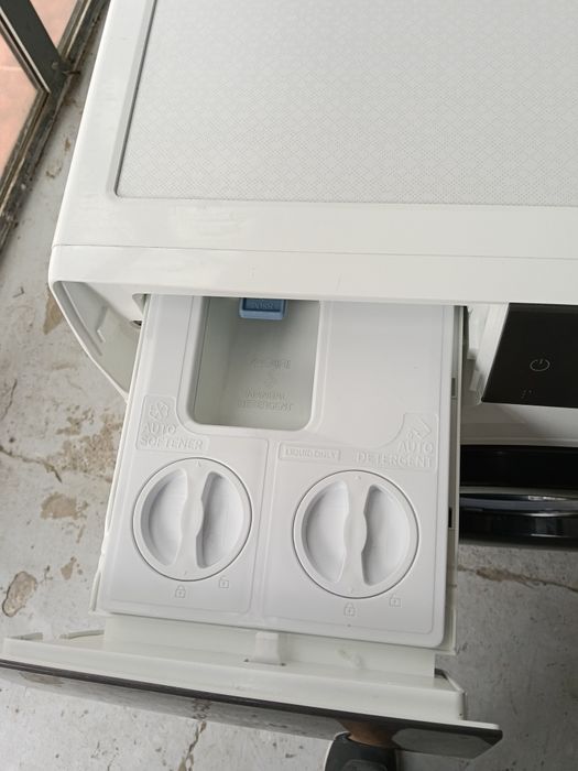 Mașină de spălat Samsung SmartThings   8kg