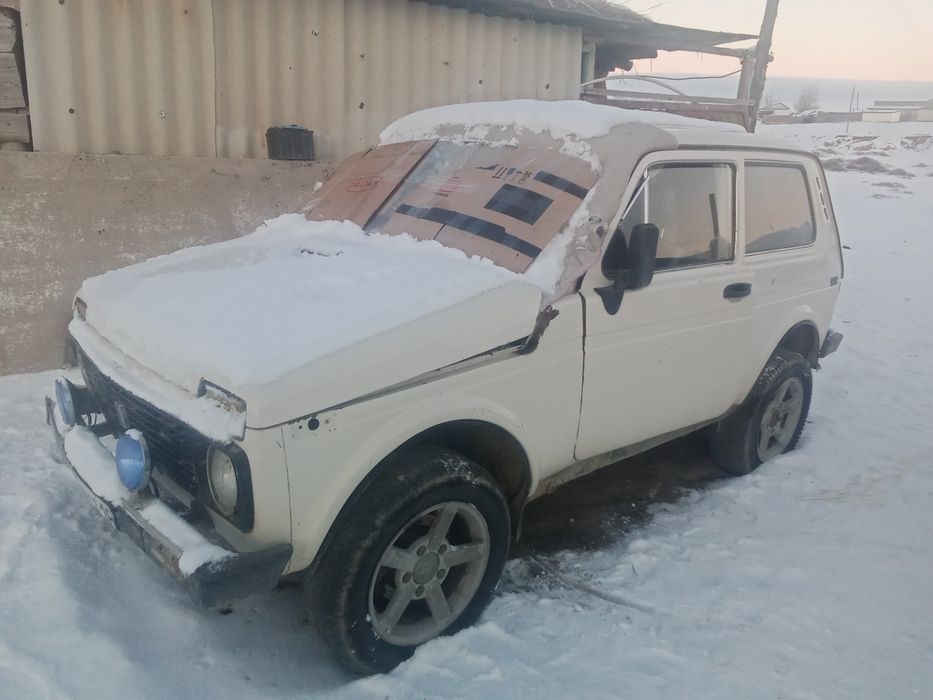 Продам запчасти на Ниву