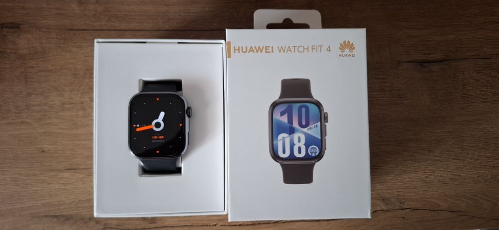 Смарт-часы HUAWEI Watch Fit 4