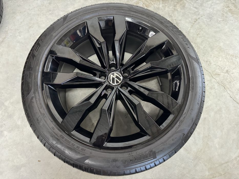Jante Touareg R21 Originale Suzuka III Pirelli de vara