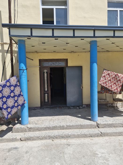 Двухкомнатная квартира в центре Нукуса