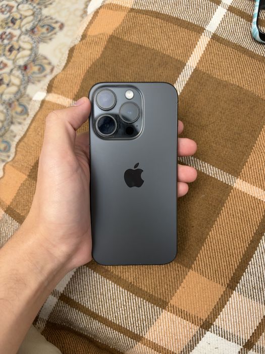 Продам iPhone 15 Pro 256GB