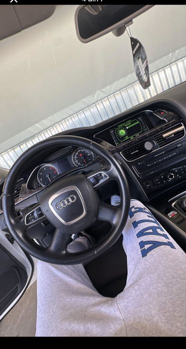 Audi A4 B8  2010