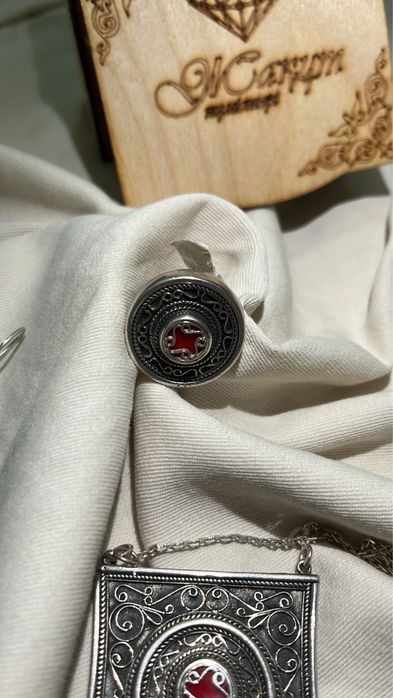 Күміс набор “Жақұт”