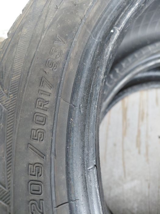 205/50/17" Falken 2бр.гуми