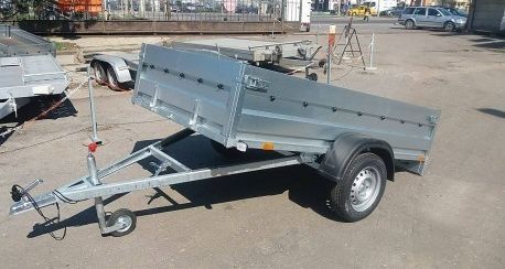 Rulota auto  sau remorca de închiriat ,  cu o axă de 750kg