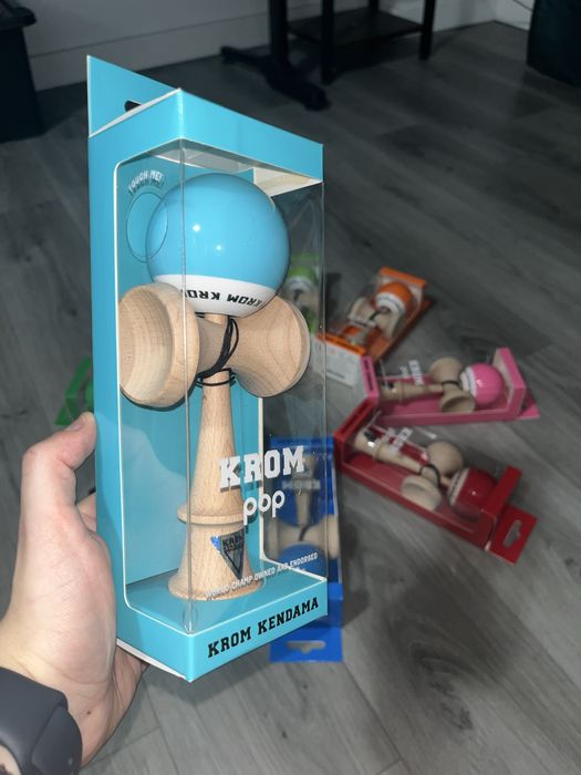 Kendama KROM POP Originala Sticky (Toate Culorile)