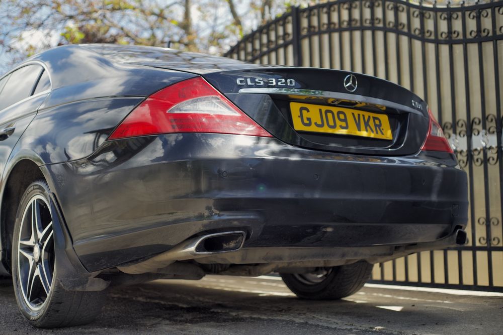 Bara spate neagra Mercedes CLS W219 facelift turbo debitmetru perna