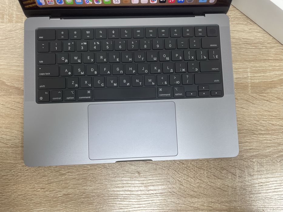 mackbook pro 14