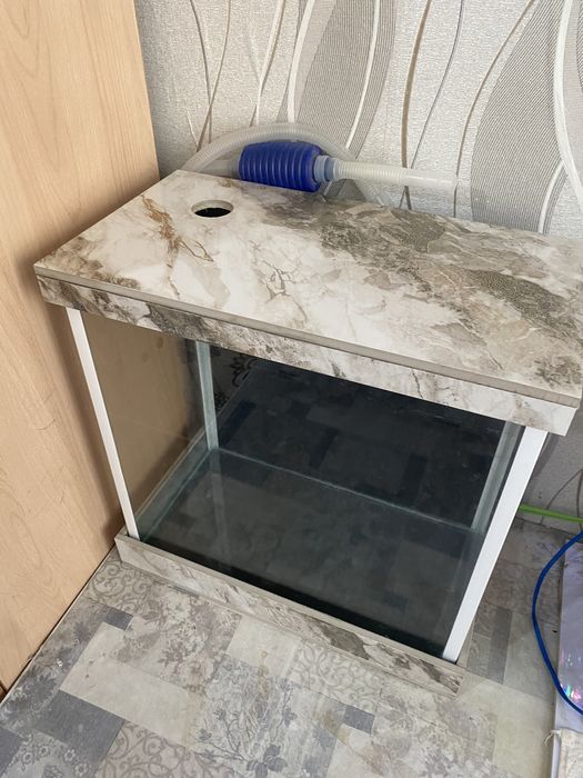 Продам аквариум срочно!