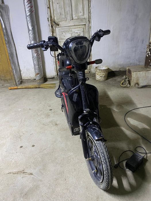 Электро скутер Ск8