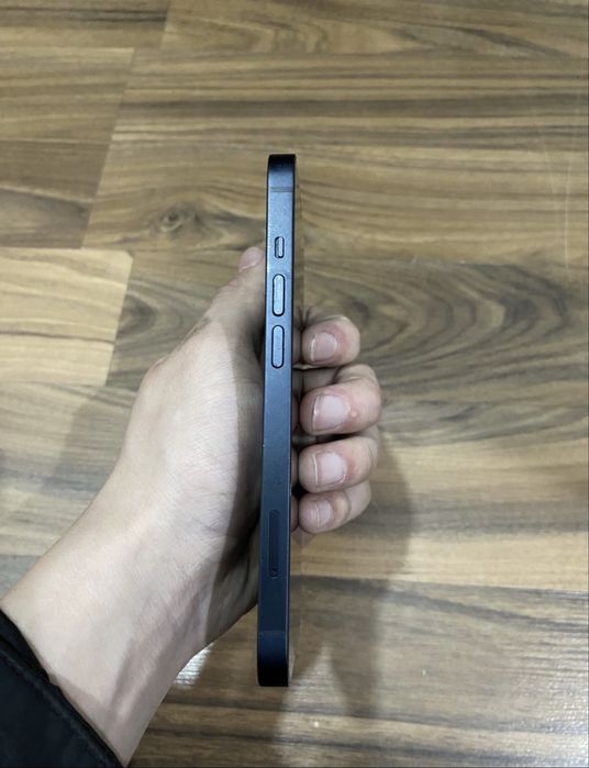 Продам Айфон 14+ плюс