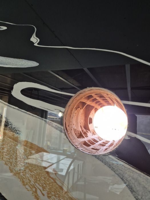 Găuri prin carotare