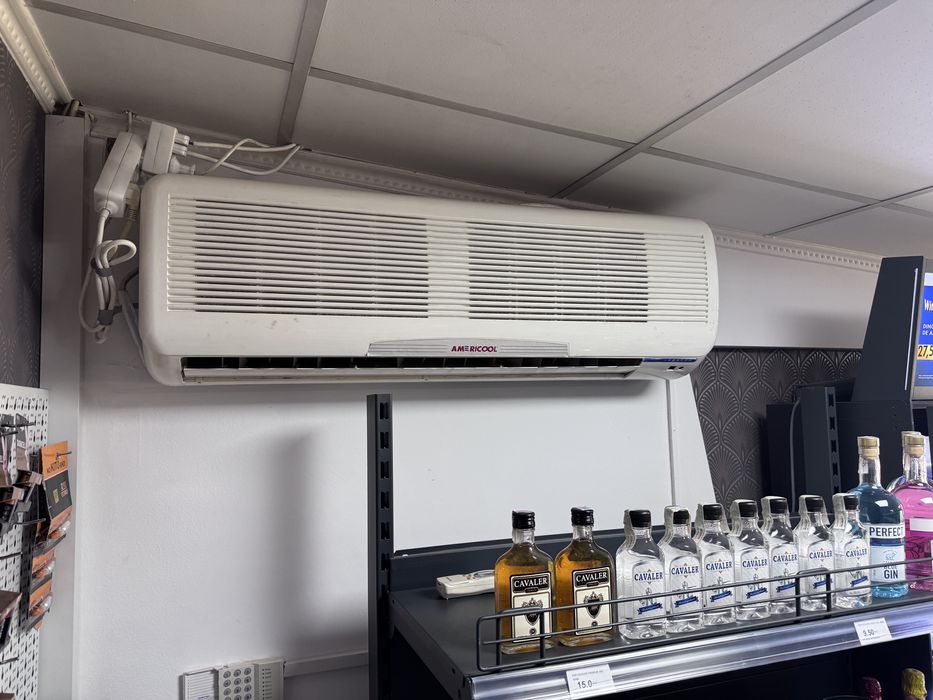 Inchiriez spatiu comercial/vanzare