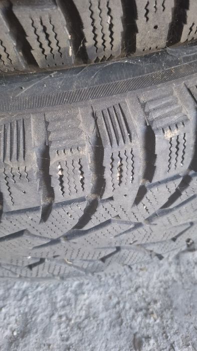 Зимни гуми Toyo 215 70 15   с джанти за Хюндай