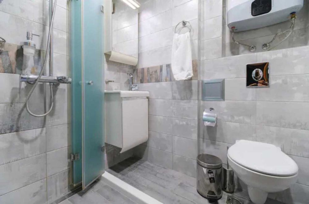 Дава се под наем Тристаен апартамент в Пловдив, Кършияка - 80 кв.м за 550 € - Снимка #6