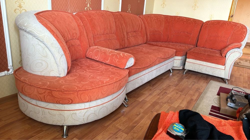 Угловой диван