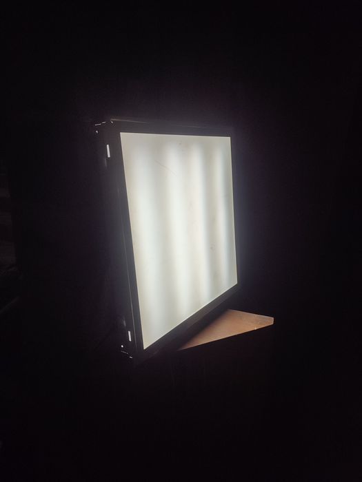 Продам светильники