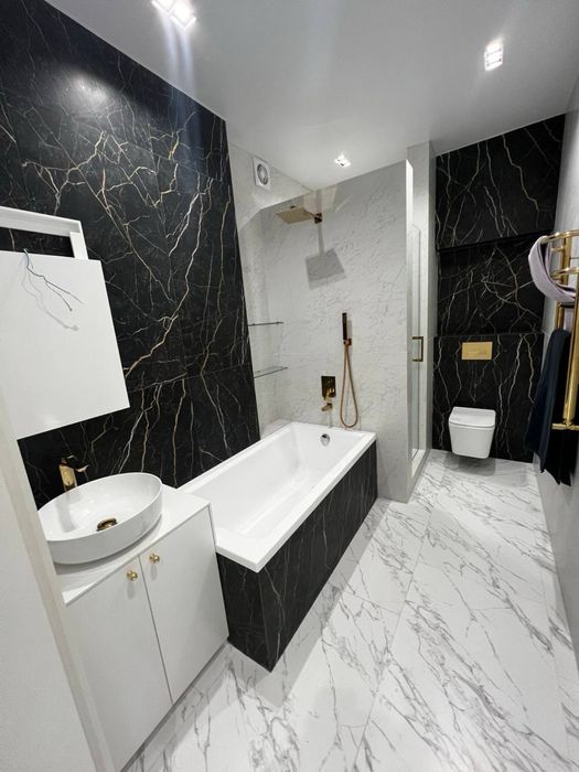 Паркентский рынок не доезжая Авиатор мост  2-комн/9-этаж/9-этажный дом