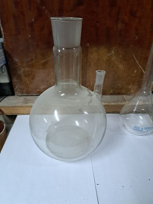 Колба круглодонная с 2-мя и 3-мя горловинами