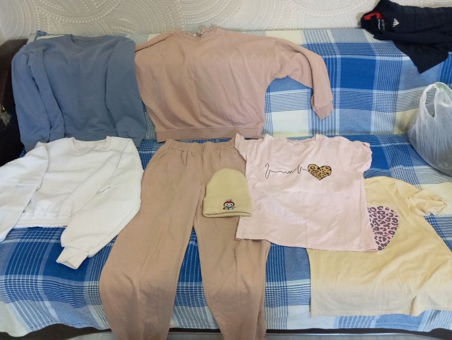 Продам женские вещи