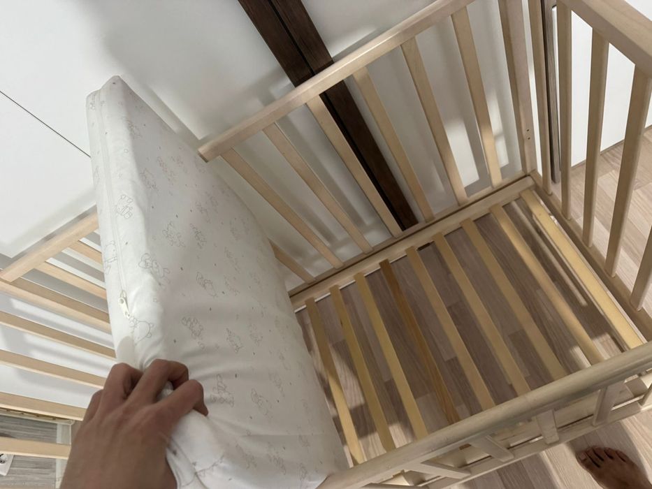 Продам детскую кроватку