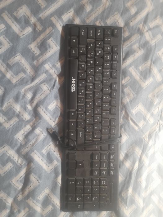 Нотбук HP обменяю на поко х7 или айфон 13 14 про