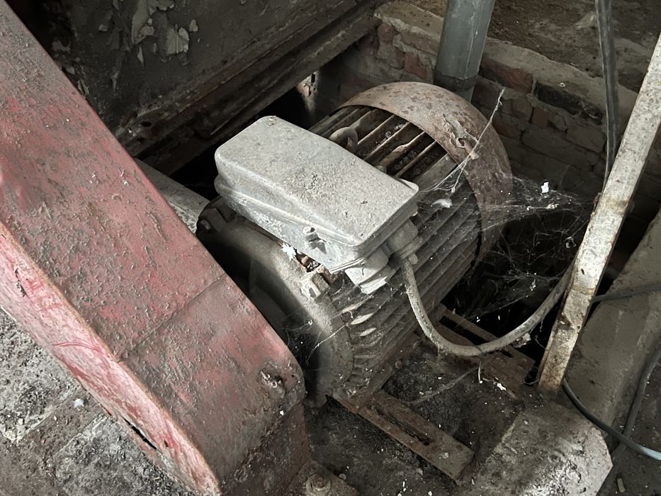 Продам мельницу. Оборобудование