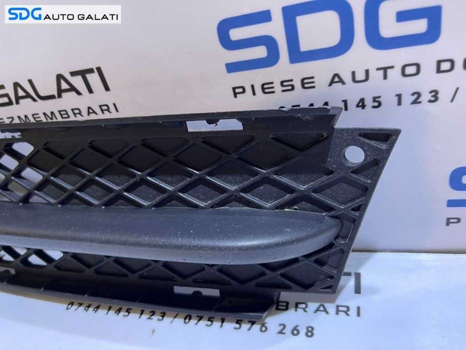 Grila Inferioara Stanga Spoiler Bara Fata BMW Seria 3 E90 E91 2004 - 2011 Cod 7154551 [V0243]