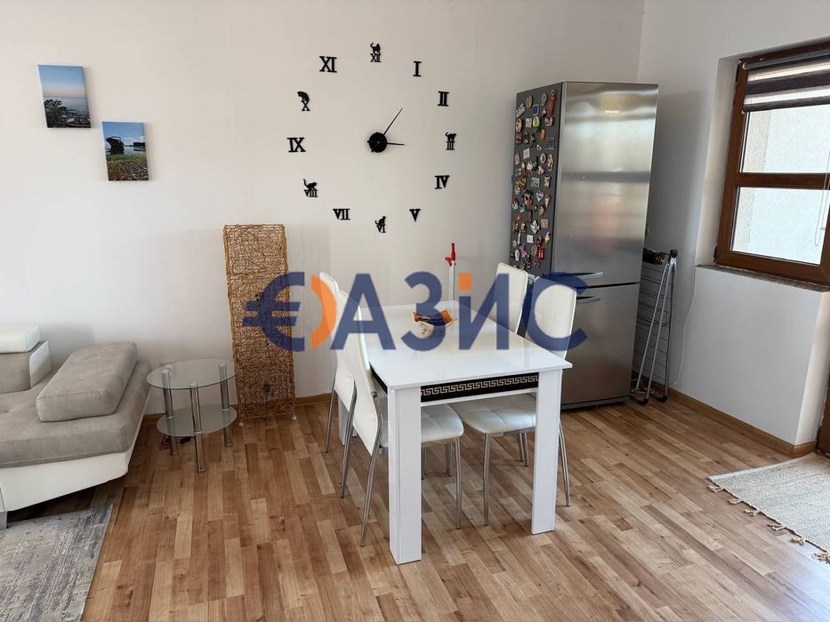Продава се Тристаен апартамент в с. Кошарица, Област Бургас - 96 кв.м за 449 €/кв.м - Снимка #3