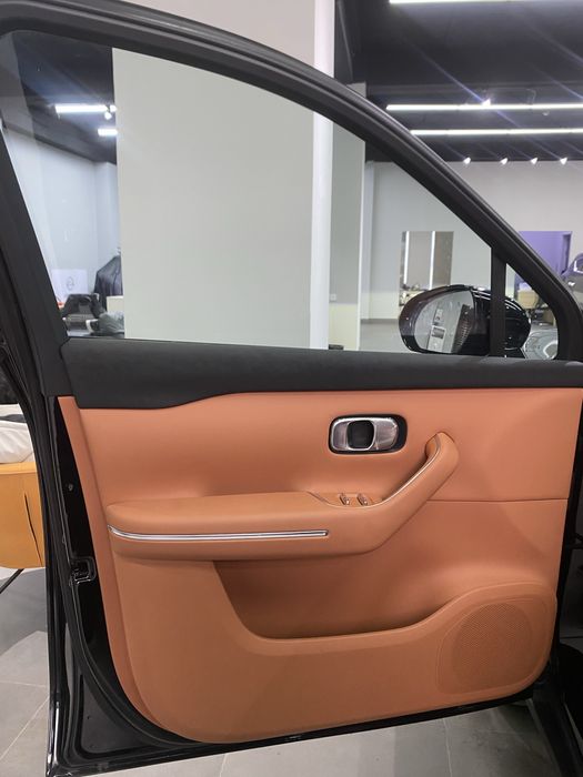 leapmotor c16 gibrid