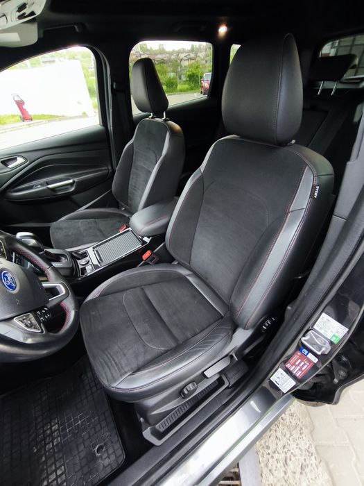 Ford kuga 2019 AUTOMAT foarte dotat st line